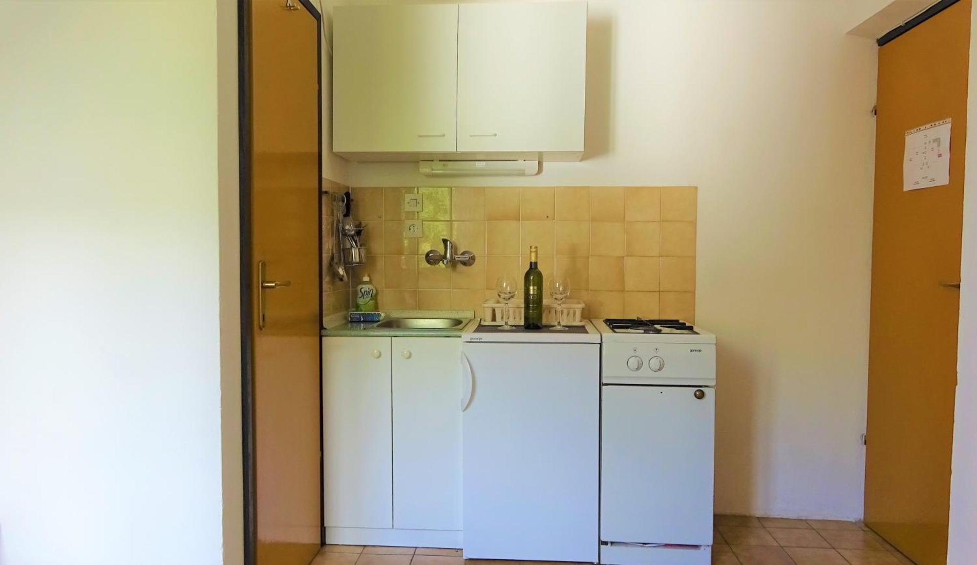 35 Meters From Sea Apartment Keser And House Karlobag Exterior photo
